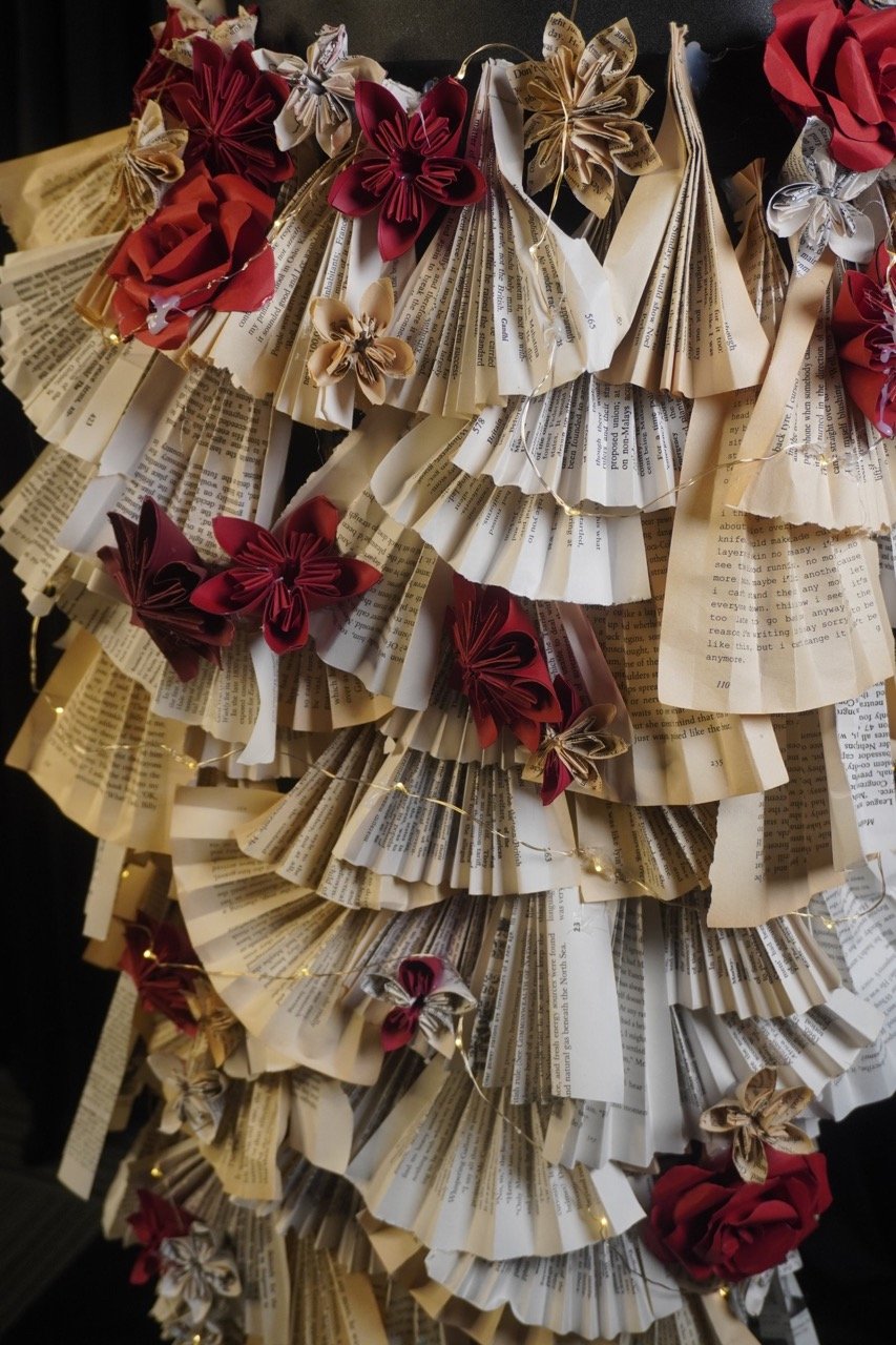 Dress-of-1000-Stories-2 Large